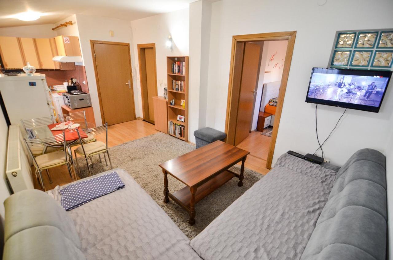 Blacksmith Apartment + Free Private Parking Sarajevo Exterior photo